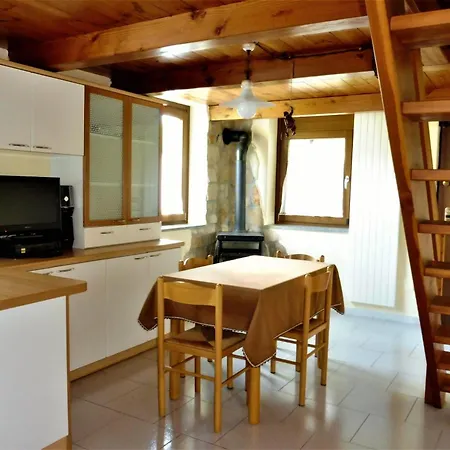 Eun Tchi Vo - Apartment